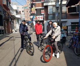 성균관대생동급생들의 자전거라이딩출발