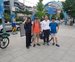 Singapore Malaysian riders dep