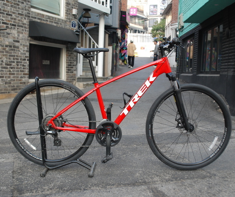 Trek DS(43)